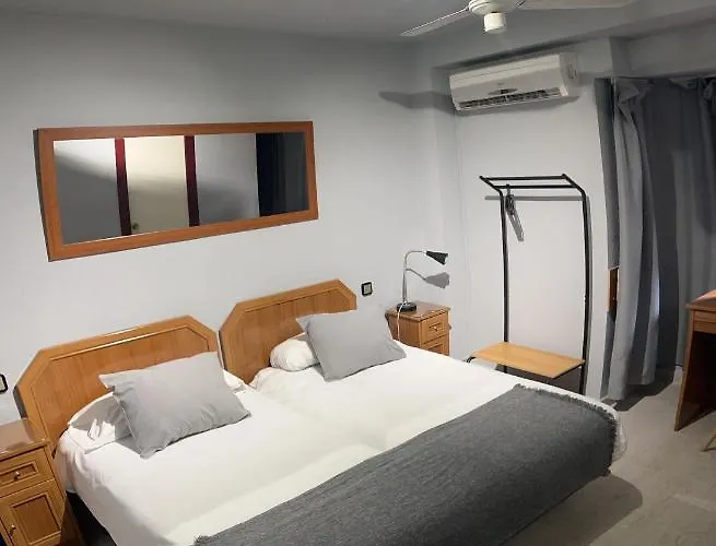 Guest house Arenal 3*